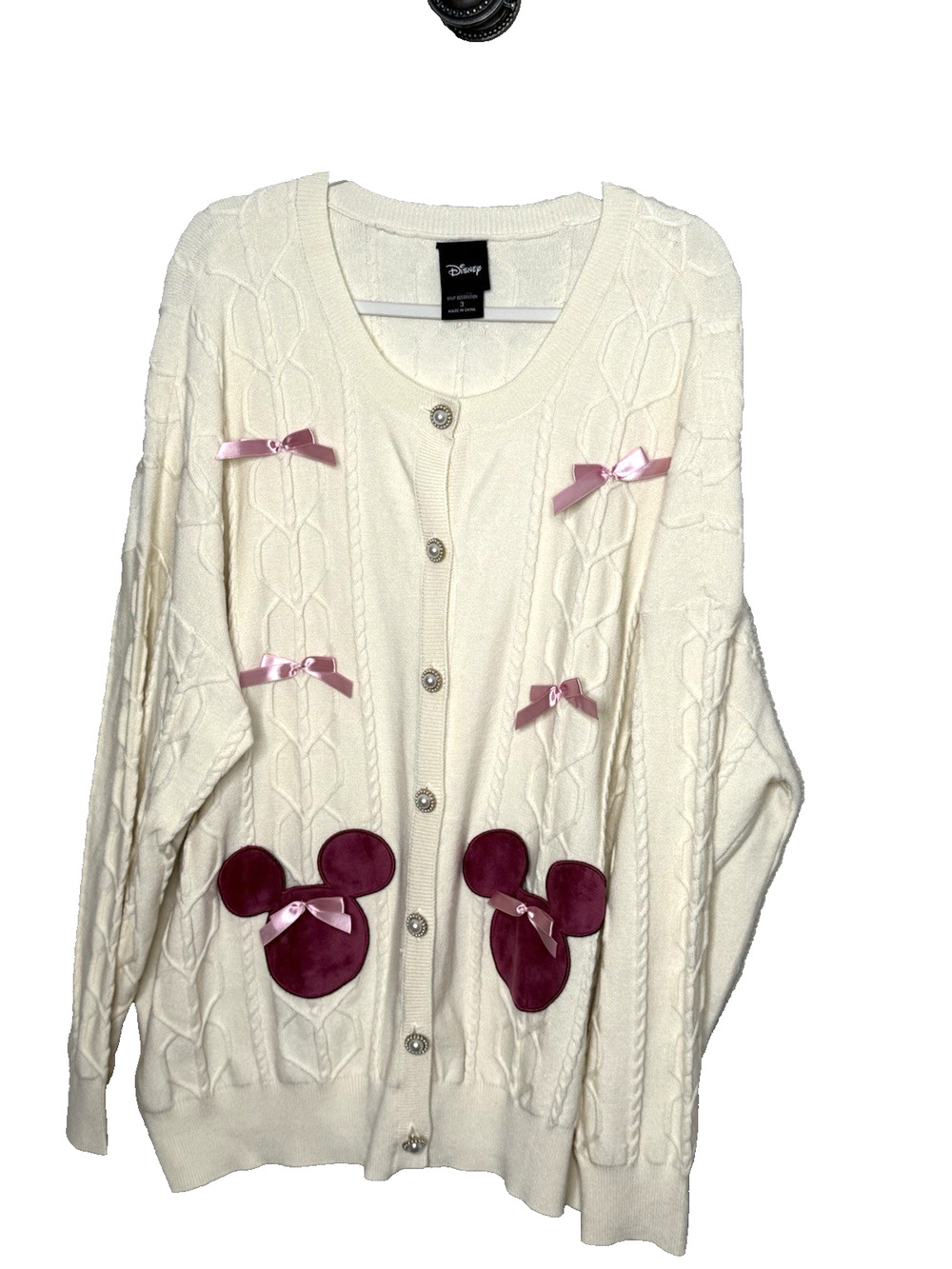 Disney BoxLunch Women’s Size 3 3X Cream Mickey Bow Cable Knit Cardigan Sweater